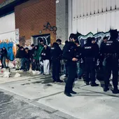 Dispositivo policial en el exterior de la discoteca Sonora de Astrabudua Dispositivo policial en el exterior de la discoteca Sonora de Astrabudua