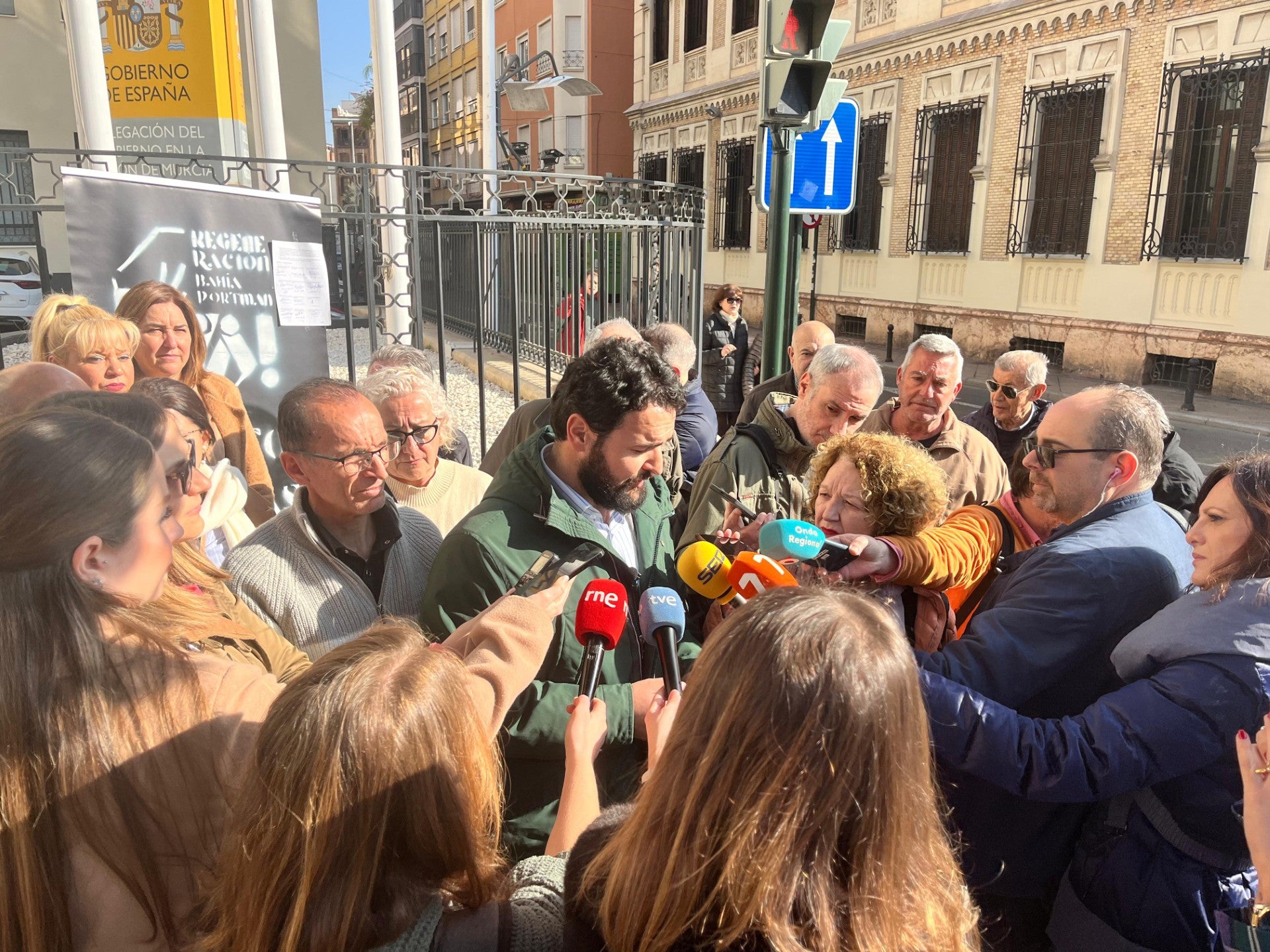 Los vecinos de Portmán incrementarán las protestas si el Ministerio no convoca la Comisión de Seguimiento Los vecinos de Portmán incrementarán las protestas si el Ministerio no convoca la Comisión de Seguimiento