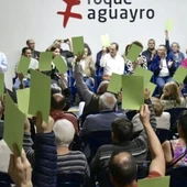 Asamblea de la formación Roque Aguayro (Gran Canaria) en donde se decide salir de Nueva Canarias Asamblea de la formación Roque Aguayro (Gran Canaria) en donde se decide salir de Nueva Canarias