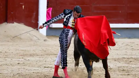 Emilio de Justo en la plaza de toros de las Ventas a 17 de Mayo de 2024 en Madrid (España) Emilio de Justo en la plaza de toros de las Ventas a 17 de Mayo de 2024 en Madrid (España)