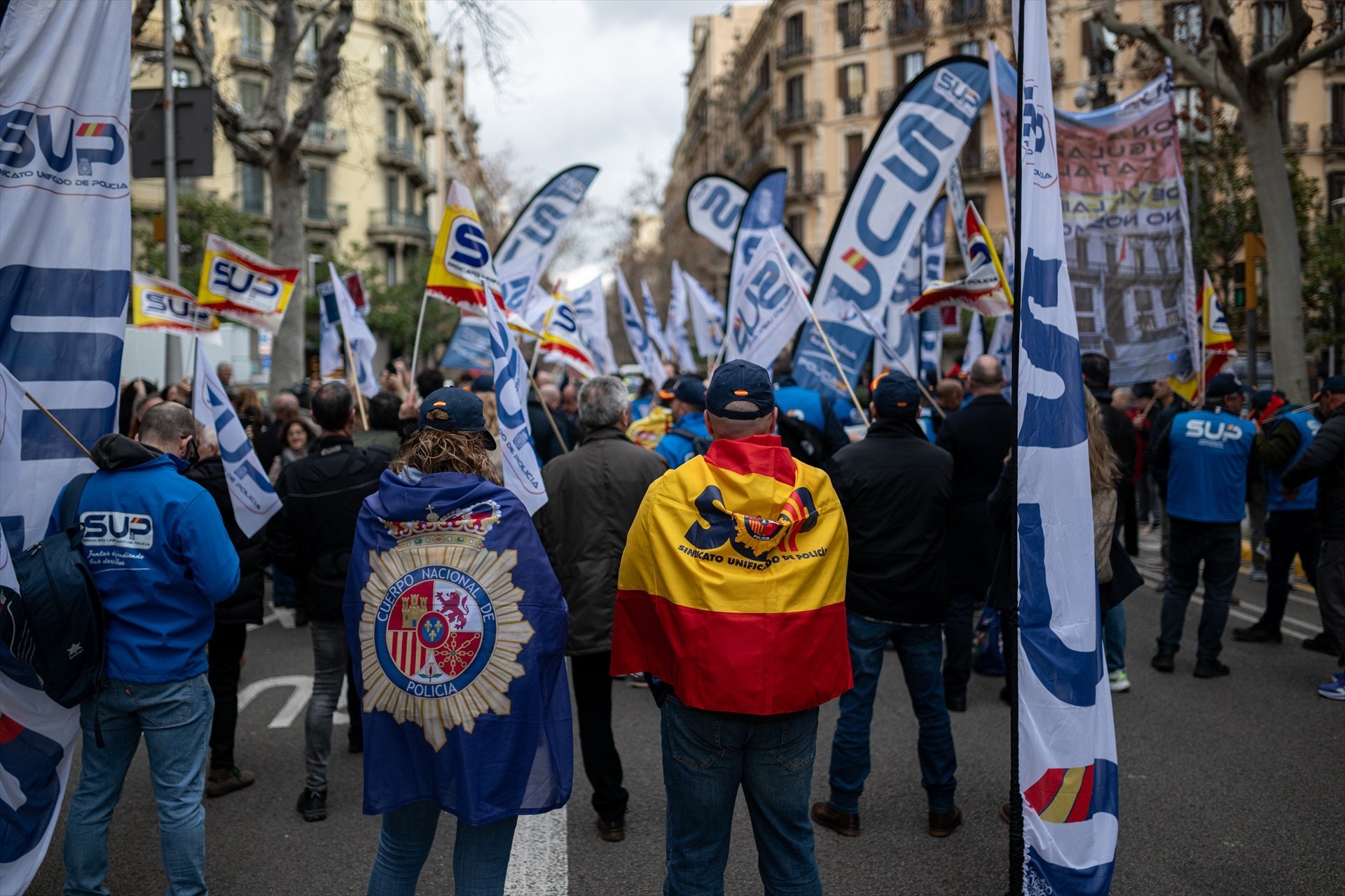 El SUP denuncia como "inconstitucional" el traspaso de competencias de extranjería a Cataluña El SUP denuncia como "inconstitucional" el traspaso de competencias de extranjería a Cataluña
