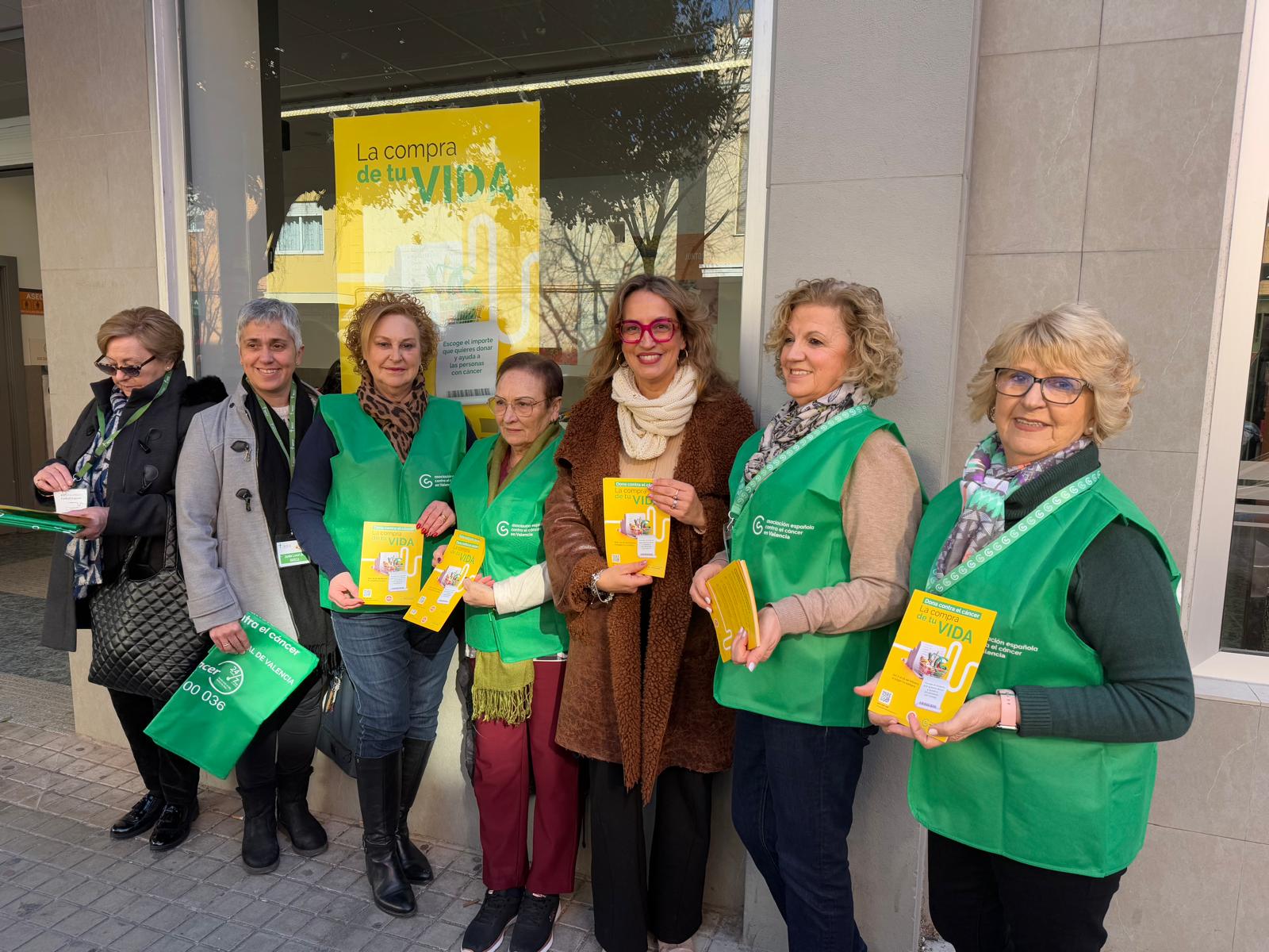 La Asociación Contra el Cáncer de Sueca pone en marcha la tercera edición de la campaña ‘La compra de tu vida’ La Asociación Contra el Cáncer de Sueca pone en marcha la tercera edición de la campaña ‘La compra de tu vida’