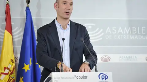 El PP lamenta que el PSOE de Extremadura sea una "sucursal" de Sánchez "incapaz" de apoyar la continuidad de Almaraz El PP lamenta que el PSOE de Extremadura sea una "sucursal" de Sánchez "incapaz" de apoyar la continuidad de Almaraz