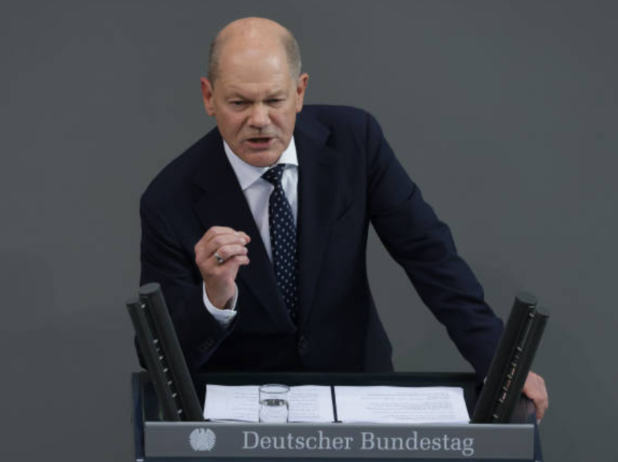 Quién es Olaf Scholz, el canciller en la cuerda floja tras un 2024 de caos político en Alemania Quién es Olaf Scholz, el canciller en la cuerda floja tras un 2024 de caos político en Alemania