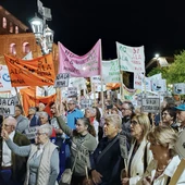 Concentración contra el proyecto Neodimio en Torrenueva Concentración contra el proyecto Neodimio en Torrenueva