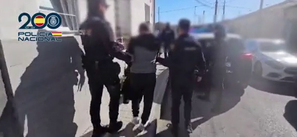 Dos detenidos en Elche por vender hachís y marihuana desde una vivienda Dos detenidos en Elche por vender hachís y marihuana desde una vivienda