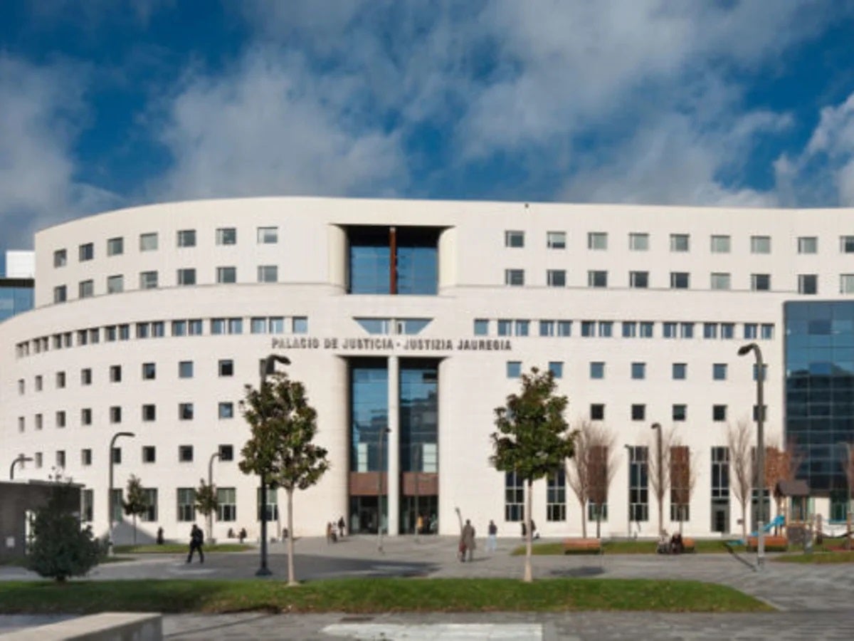 Condena de 5 años de prisión a un hombre que violó a su compañera de piso en Pamplona Condena de 5 años de prisión a un hombre que violó a su compañera de piso en Pamplona