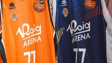 Valencia bASKET cambia en su camiseta de la Copa la 'Cultura del esfuerzo' por el 'Roig Arena' Valencia bASKET cambia en su camiseta de la Copa la 'Cultura del esfuerzo' por el 'Roig Arena'