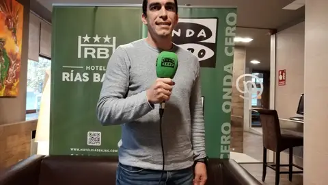 Santi Ferrer - Gimnastica Pontevedra Santi Ferrer es director deportivo de la Gimnastica Pontevedra