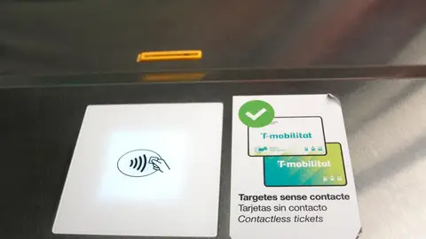 La T-Mobilitat incorpora una nova funcionalitat que permet carregar més d’un títol a la vegada La T-Mobilitat incorpora una nova funcionalitat que permet carregar més d’un títol a la vegada