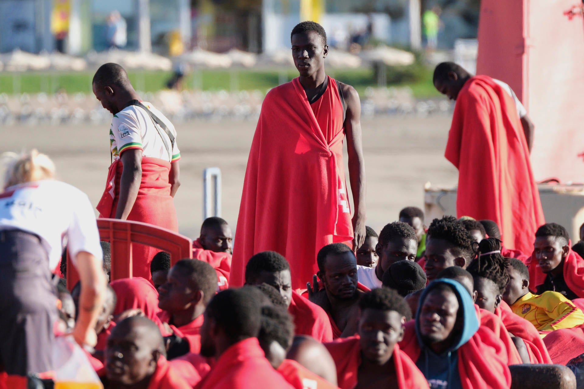 El Supremo da diez días al Gobierno para que se haga cargo de mil menores migrantes en Canarias que han pedido asilo El Supremo da diez días al Gobierno para que se haga cargo de mil menores migrantes en Canarias que han pedido asilo