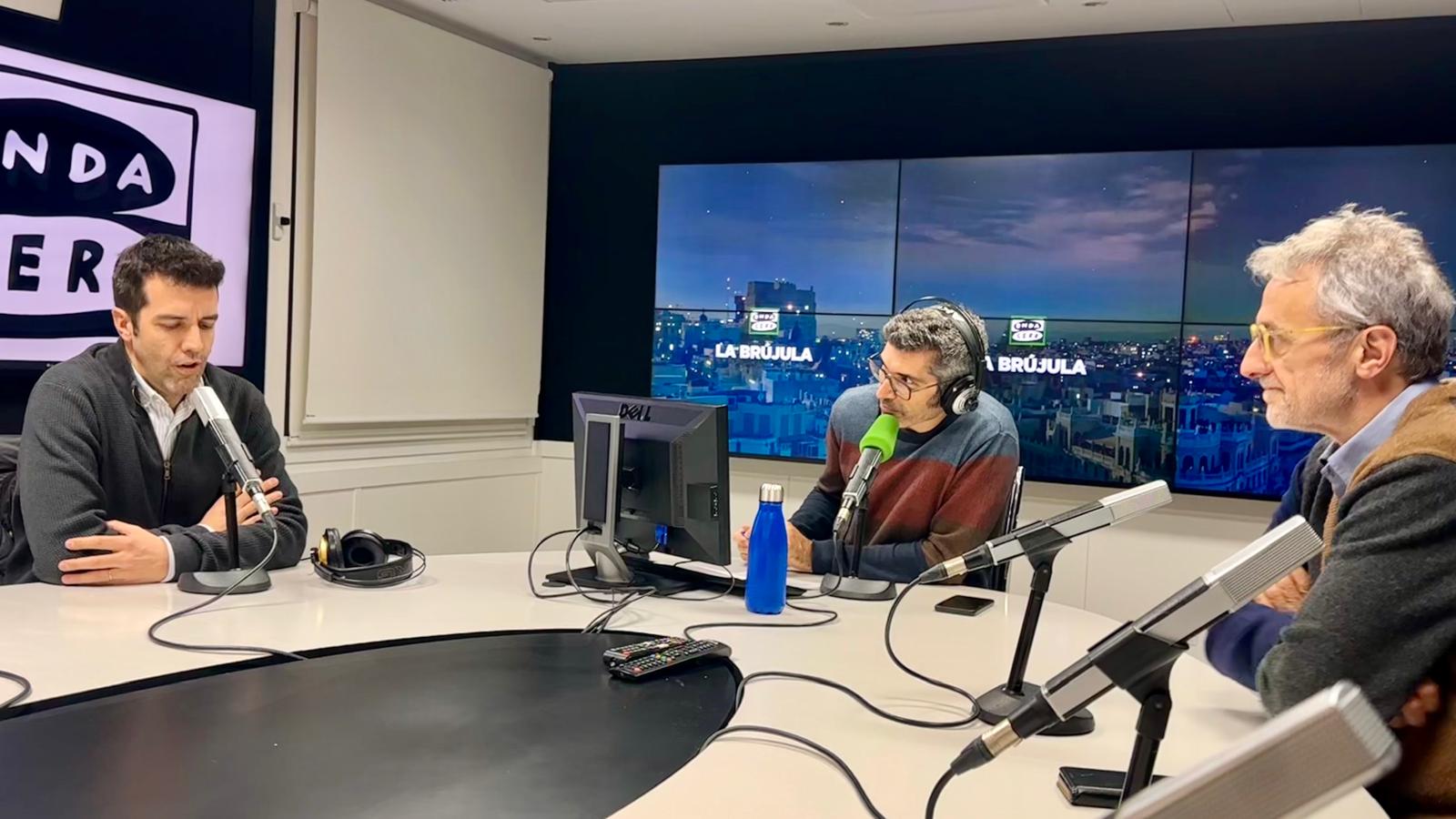 La tertúlia de la Brúixola: les competències en immigració La tertúlia de la Brúixola: les competències en immigració