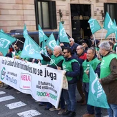 La protesta dels treballadors en defensa de Muface que ha tingut lloc a Barcelona La protesta dels treballadors en defensa de Muface que ha tingut lloc a Barcelona