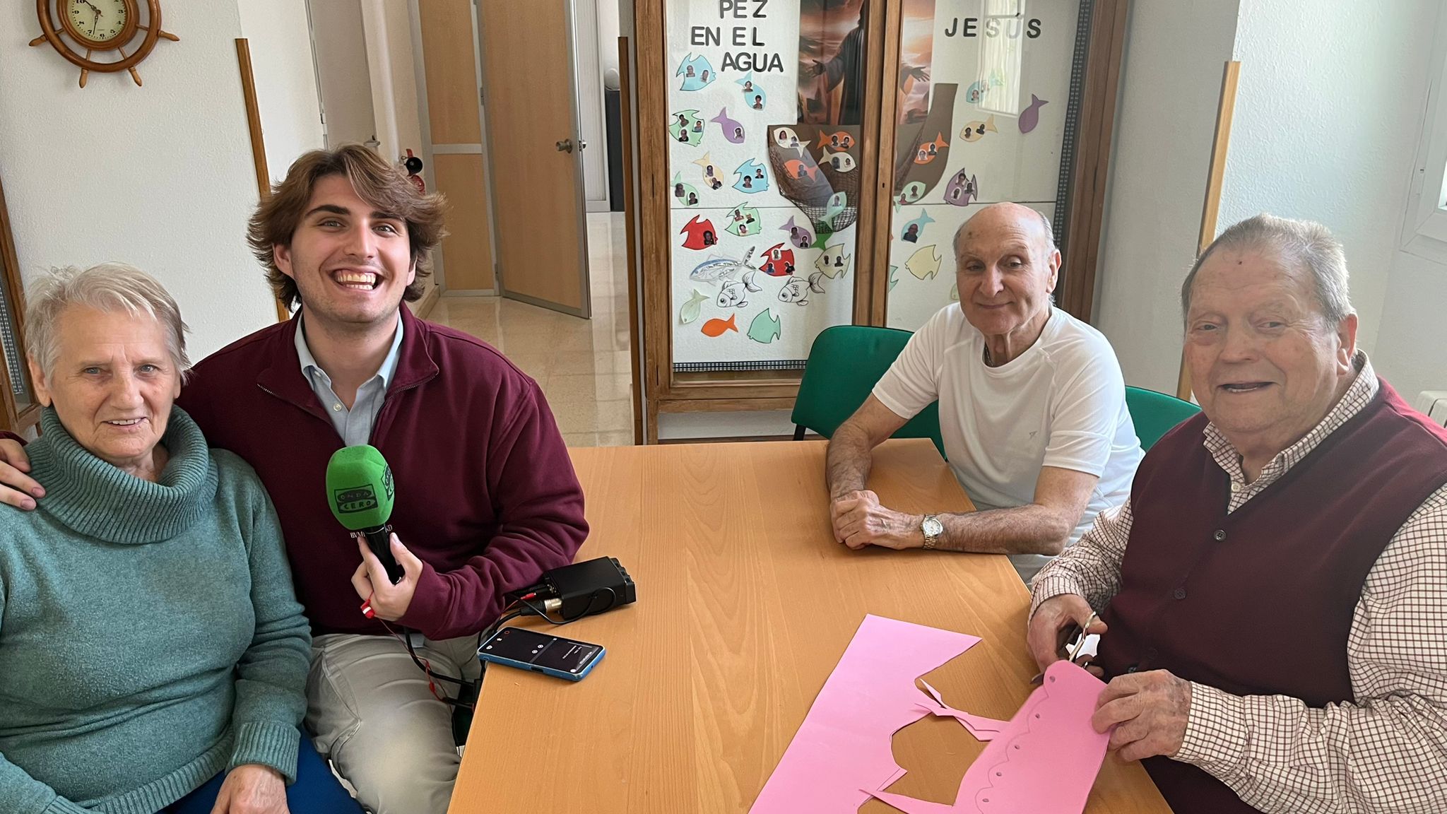 Fuencisla, Luis y Ángel: toda una vida pegados al transistor Fuencisla, Luis y Ángel: toda una vida pegados al transistor