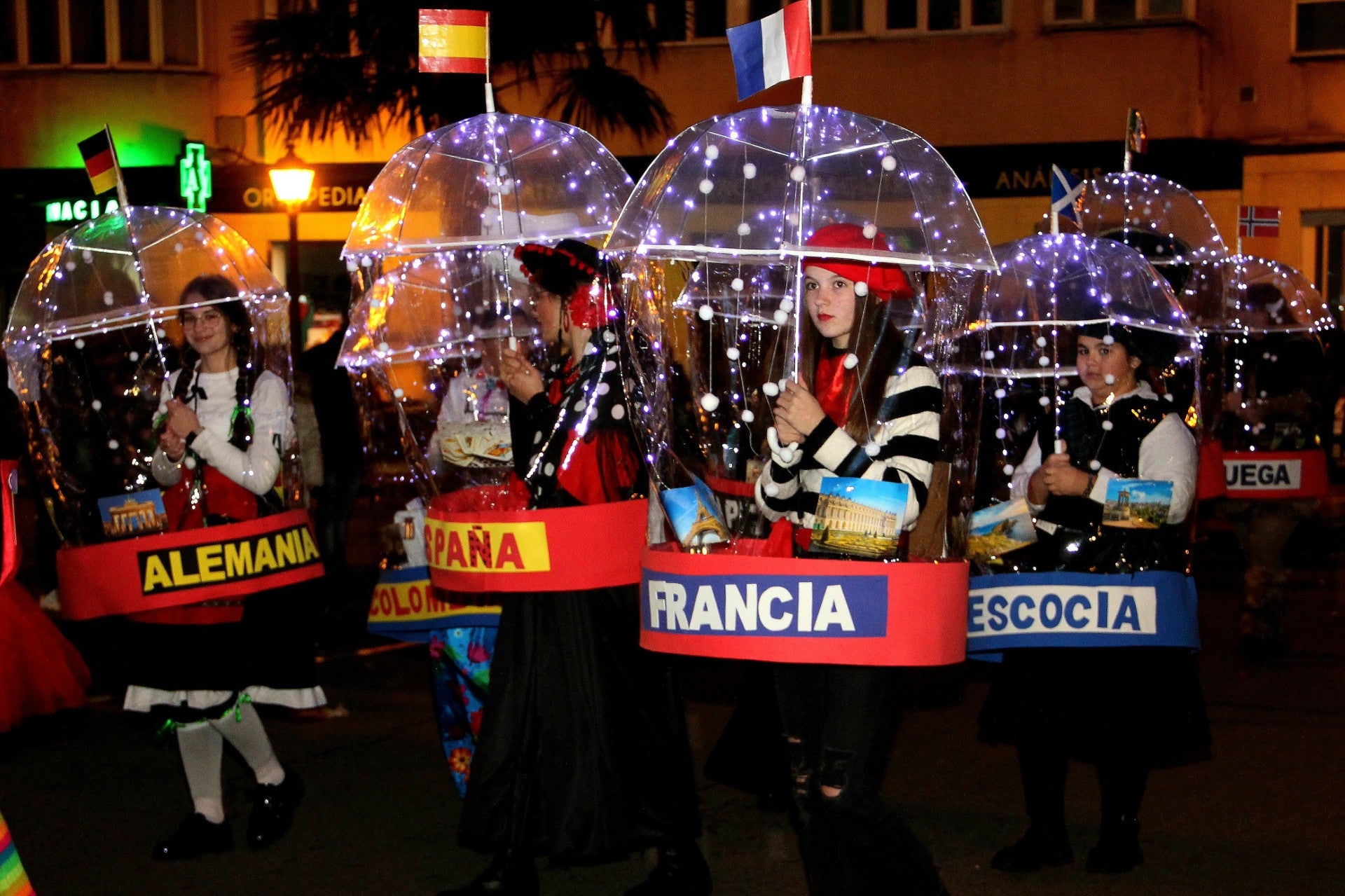 El Ayuntamiento de Palencia repartirá 4.900 euros en premios entre los disfraces más originales de Carnaval El Ayuntamiento de Palencia repartirá 4.900 euros en premios entre los disfraces más originales de Carnaval