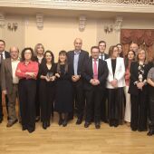 Foto de familia de los premiados por la APCR