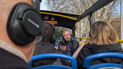 Oyentes de M&aacute;s de uno en el autob&uacute;s con Alsina