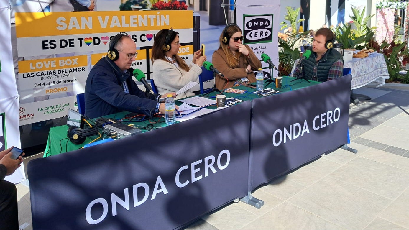 El Centro Comercial Zenia Boulevard celebra un San Valentín inclusivo con la campaña 'El amor es de todos los colores' El Centro Comercial Zenia Boulevard celebra un San Valentín inclusivo con la campaña 'El amor es de todos los colores'