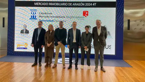 Representantes de Grupo Plaza 14, Ingennus, Ibercaja o de los colegios de Registradores en la presentación del informe en XPLORA Representantes de Grupo Plaza 14, Ingennus, Ibercaja o de los colegios de Registradores en la presentación del informe en XPLORA