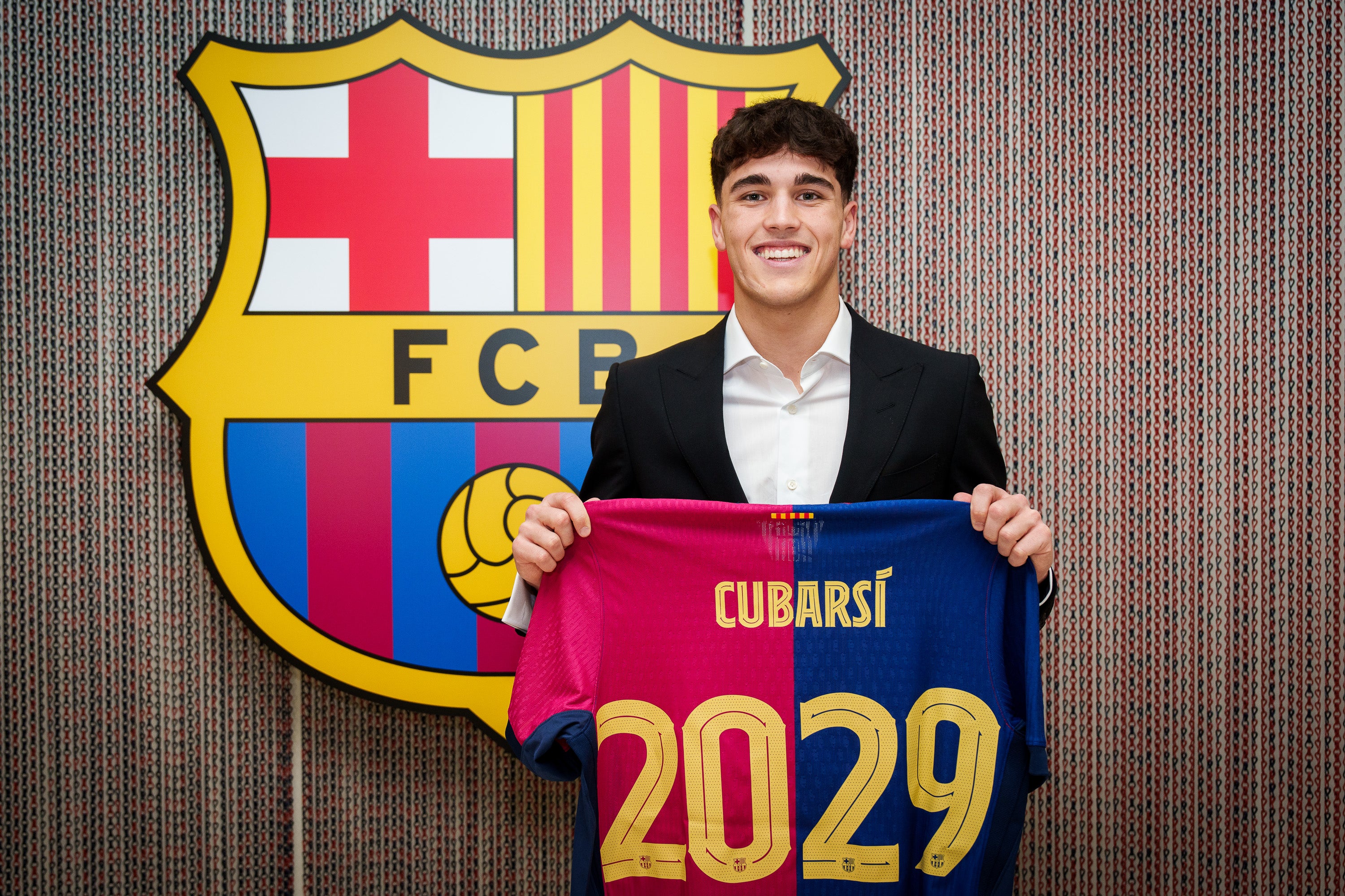 Pau Cubarsí, culer fins al 2029 Pau Cubarsí, culer fins al 2029