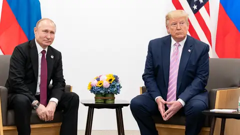 De aliado a espectador: Trump y Putin negocian la rendición de Ucrania con la UE al margen De aliado a espectador: Trump y Putin negocian la rendición de Ucrania con la UE al margen