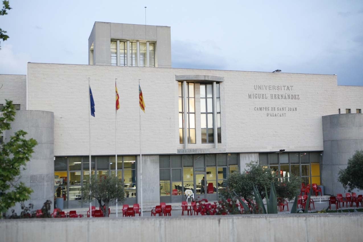 Para Mazón el recurso de la UMH de Elche al Grado de Medicina en la UA “no afecta” a la creación de un campus interuniversitario Para Mazón el recurso de la UMH de Elche al Grado de Medicina en la UA “no afecta” a la creación de un campus interuniversitario