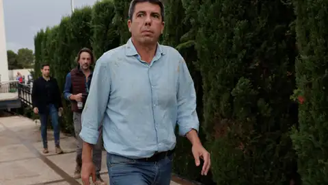 El presidente de Valencia, Carlos Mazón en el Centro de Emergencias de la Generalitat valenciana, en l'Eliana (Valencia). El presidente de Valencia, Carlos Mazón en el Centro de Emergencias de la Generalitat valenciana, en l'Eliana (Valencia).