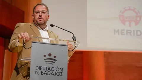 El alcalde destaca que en Mérida hay más de 800 viviendas en previsión de construcción de las que 346 son de Protección Oficial El alcalde destaca que en Mérida hay más de 800 viviendas en previsión de construcción de las que 346 son de Protección Oficial