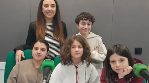 Celebramos el día mundial de la radio con alumnos del CP Ramón de Campoamor Celebramos el día mundial de la radio con alumnos del CP Ramón de Campoamor
