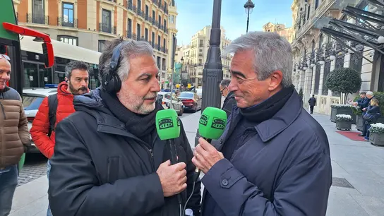Carlos Alsina y Carles Francino en el programa especial del día de la radio Carlos Alsina y Carles Francino en el programa especial del día de la radio