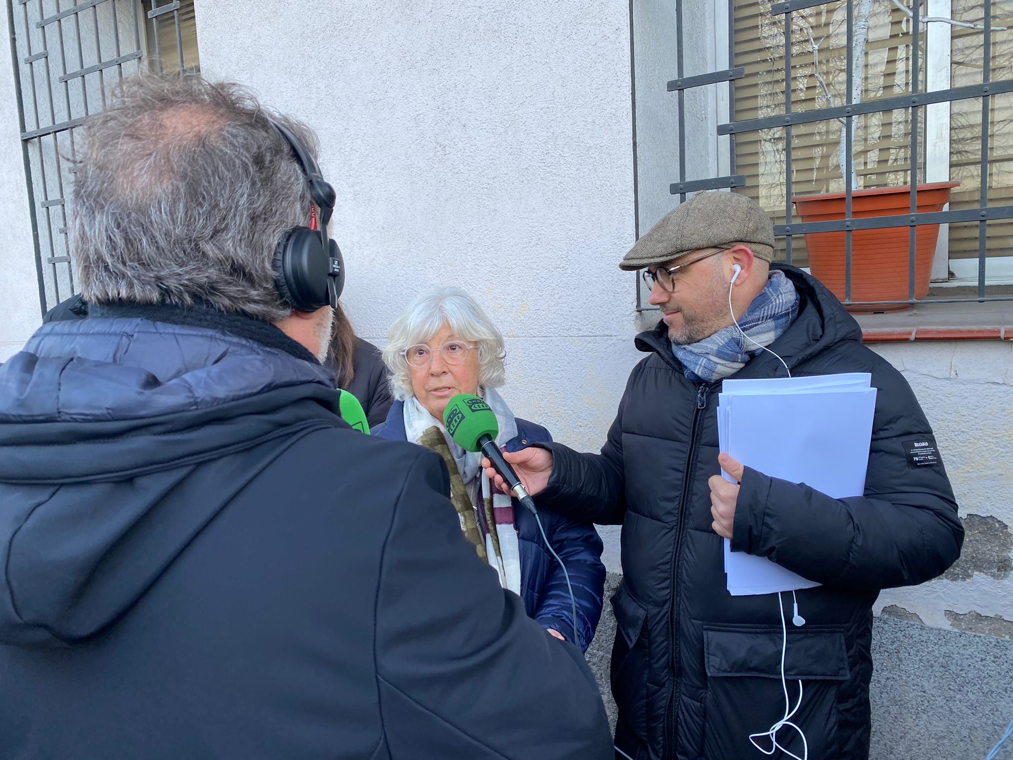 Diana de la Riva: "Mi padre peleó porque se rompiese el tópico de que Radio Barcelona era la primera radio en España" Diana de la Riva: "Mi padre peleó porque se rompiese el tópico de que Radio Barcelona era la primera radio en España"