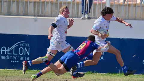 Duelo crucial en División de Honor de Rugby este sábado por la tarde en el estadio vilero del Pantano Duelo crucial en División de Honor de Rugby este sábado por la tarde en el estadio vilero del Pantano