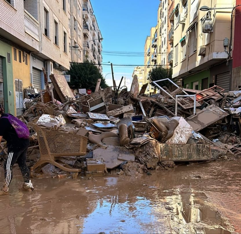 El Comité Local de Emergencia y Reconstrucción de Albal alerta de que sigue habiendo emergencias a las que dar prioridad El Comité Local de Emergencia y Reconstrucción de Albal alerta de que sigue habiendo emergencias a las que dar prioridad