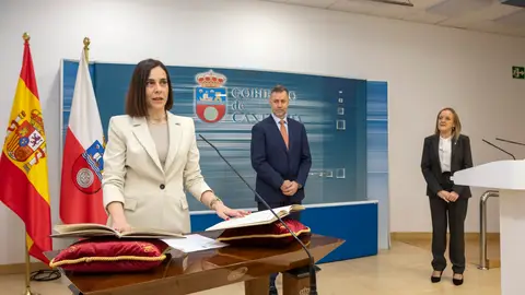 El consejero de Turismo, Luis Martínez Abad, durante la toma de posesión de María Sáiz El consejero de Turismo, Luis Martínez Abad, durante la toma de posesión de María Sáiz