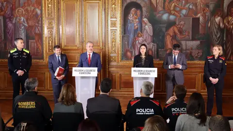 Els furts cauen un 6,3% a Barcelona durant l’any 2024. Els furts cauen un 6,3% a Barcelona durant l’any 2024.