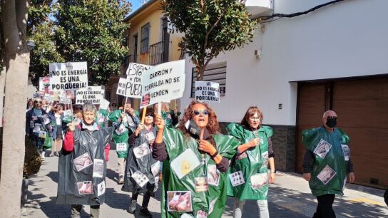 Cientos de personas se han manifestado en Torralba contra la planta de biometano