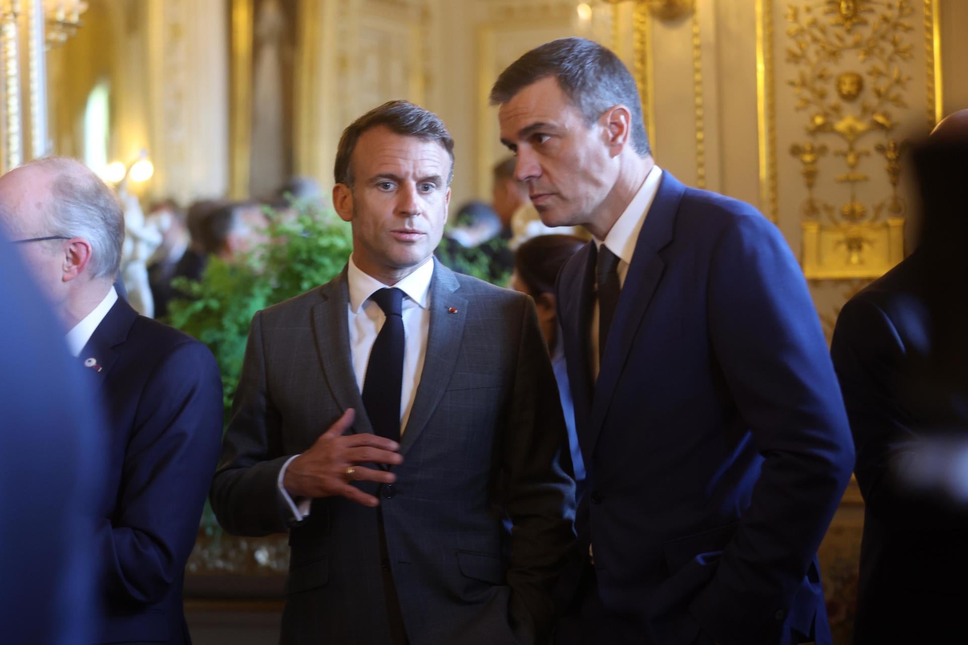 Europa ante el nuevo orden mundial: cuáles son los objetivos de la cumbre de líderes en París a la que acude Pedro Sánchez Europa ante el nuevo orden mundial: cuáles son los objetivos de la cumbre de líderes en París a la que acude Pedro Sánchez