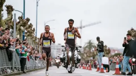 Ledama y Jelagatse se imponen en Castellón Ledama y Jelagatse se imponen en Castellón