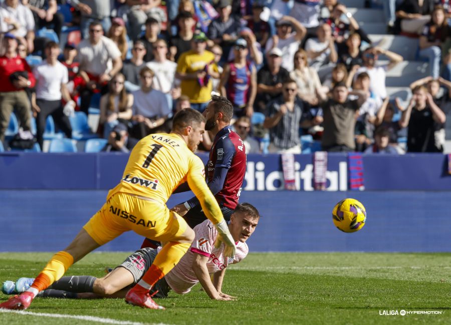 'San Yáñez' evita una goleada 'San Yáñez' evita una goleada
