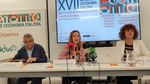 Javier Sanch&iacute;s, Gemma Al&oacute;s y Carmen Herrero