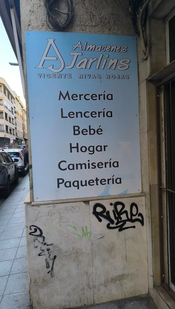 Almacenes Jarlins en Ciudad Real Almacenes Jarlins en Ciudad Real