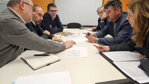 La Junta comienza con Portugal los trabajos para analizar el proyecto del puente internacional sobre el río Erjas en la EXA1 La Junta comienza con Portugal los trabajos para analizar el proyecto del puente internacional sobre el río Erjas en la EXA1