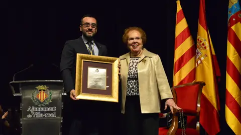 Muere Dolores Cortés, la diseñadora pionera en el sector textil que revolucionó la moda de baño Muere Dolores Cortés, la diseñadora pionera en el sector textil que revolucionó la moda de baño