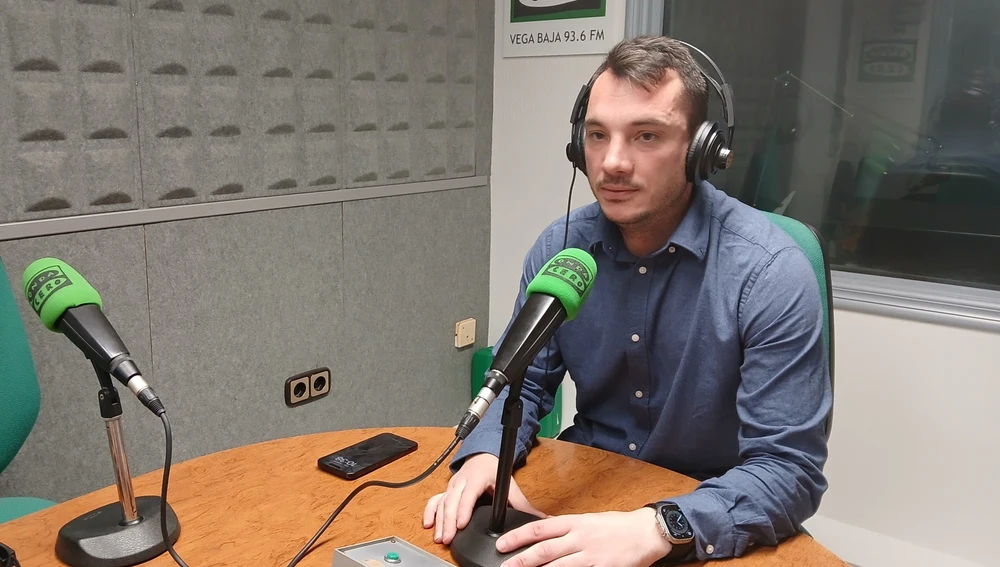 Vecinos de la calle Médico Termístocles Almagro exigen solución al problema de filtraciones de agua provenientes de una acequia de riego cercana Vecinos de la calle Médico Termístocles Almagro exigen solución al problema de filtraciones de agua provenientes de una acequia de riego cercana