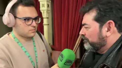 Instantes de la entrevista en Onda Cero Instantes de la entrevista en Onda Cero