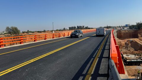 Nuevo puente de la CV-36 sobre el Barranc dels Cavalls tras el impacto de la DANA de València sobre la infraestructura Nuevo puente de la CV-36 sobre el Barranc dels Cavalls tras el impacto de la DANA de València sobre la infraestructura