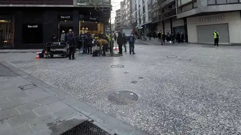 El rodaje de una película en el Ensanche compostelano obliga a cortar durante tres días un tramo de la rúa Montero Ríos El rodaje de una película en el Ensanche compostelano obliga a cortar durante tres días un tramo de la rúa Montero Ríos