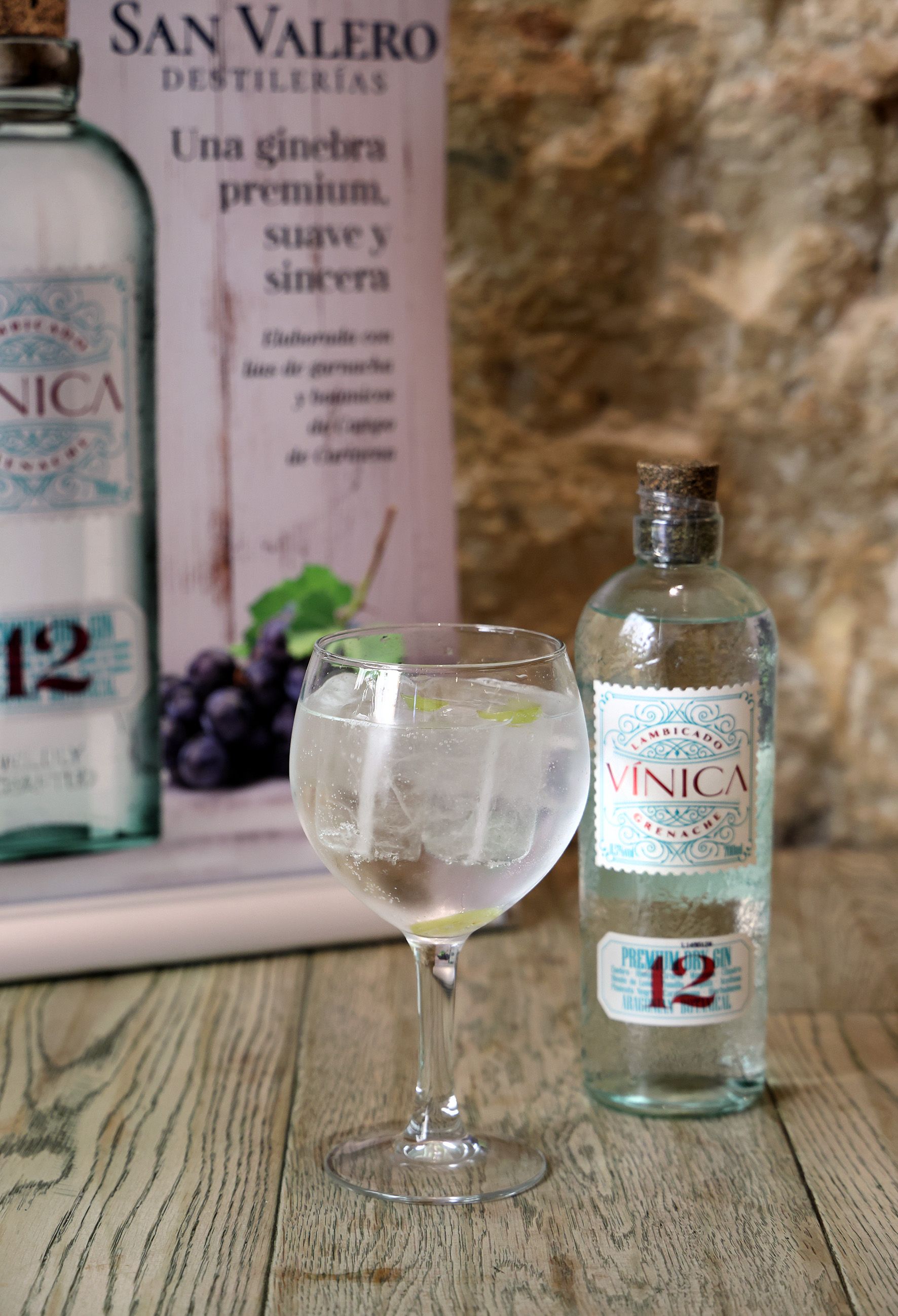 Vínica, la única ginebra aragonesa con base de vino de garnacha Vínica, la única ginebra aragonesa con base de vino de garnacha