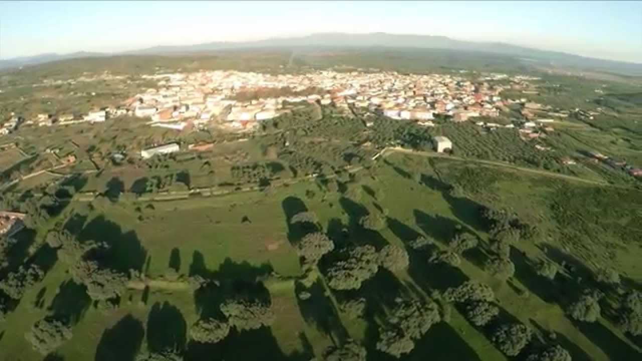Un herido por un toro mecánico en el Polígono de Montehermoso y dos heridos en un accidente de tráfico en Badajoz Un herido por un toro mecánico en el Polígono de Montehermoso y dos heridos en un accidente de tráfico en Badajoz