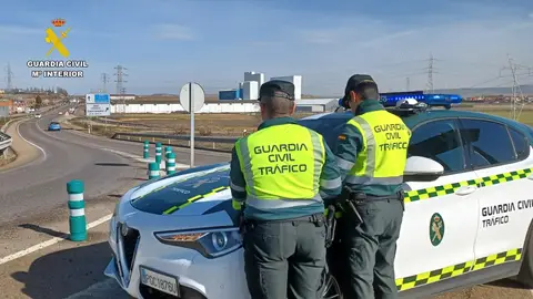Detenido en Palencia por cometer nueve delitos contra la seguridad vial .